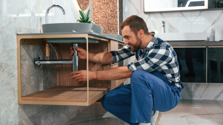 Plombier à Paris : assurer l’hygiène de l’eau potable pour les sanitaires